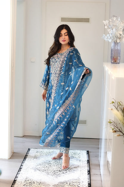Bahara - Luxury Party & Wedding Dress - Blue
