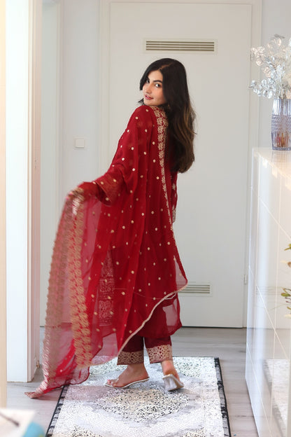 Bahara - Luxury Party & Wedding Dress - Red